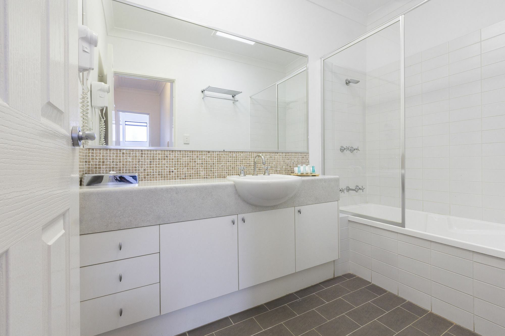 Leeuwin Apartments Margaret River ภายนอก รูปภาพ
